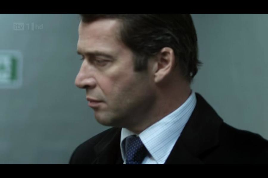 injustice-ep-2-04