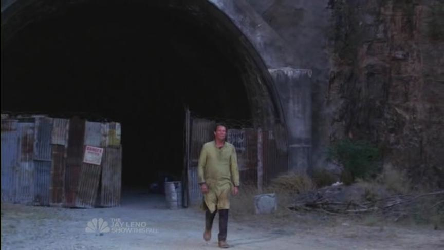 The.Philanthropist.S01E07.HDTV.XviD-XII.avi_002060308