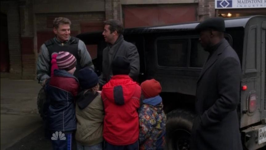 The.Philanthropist.S01E05.HDTV.XviD-LOL.avi_000254504