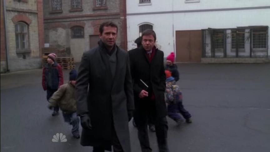 The.Philanthropist.S01E05.HDTV.XviD-LOL.avi_000269102