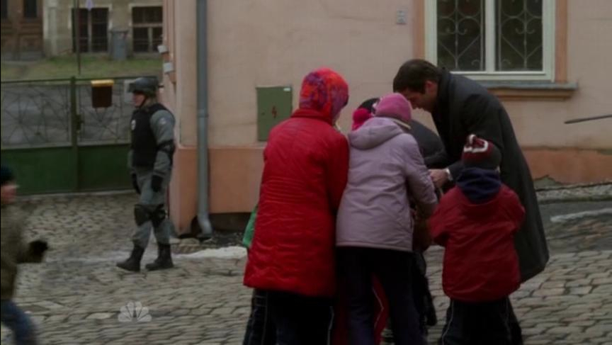 The.Philanthropist.S01E05.HDTV.XviD-LOL.avi_000846179