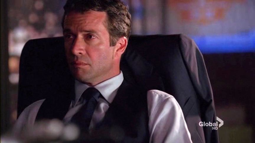 The.Philanthropist.S01E04.HDTV.XviD-LOL.avi_002233105