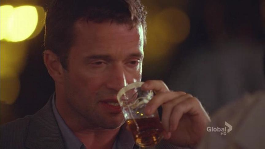 The.Philanthropist.S01E04.HDTV.XviD-LOL.avi_002319150
