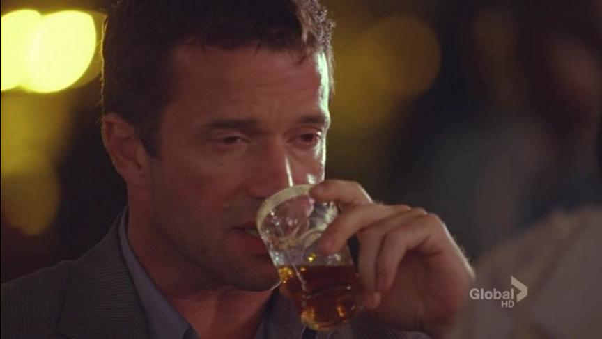 The.Philanthropist.S01E04.HDTV.XviD-LOL.avi_002319400