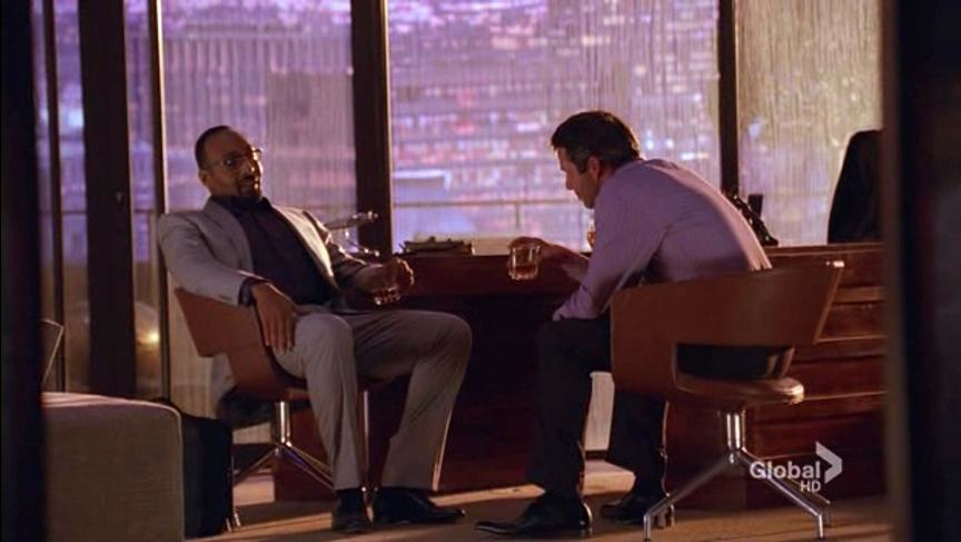 The.Philanthropist.S01E04.HDTV.XviD-LOL.avi_002488194